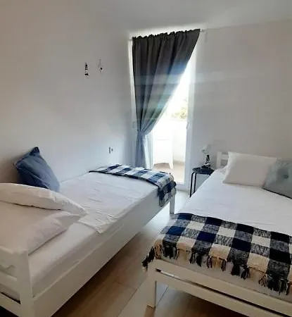 Irina Apartman